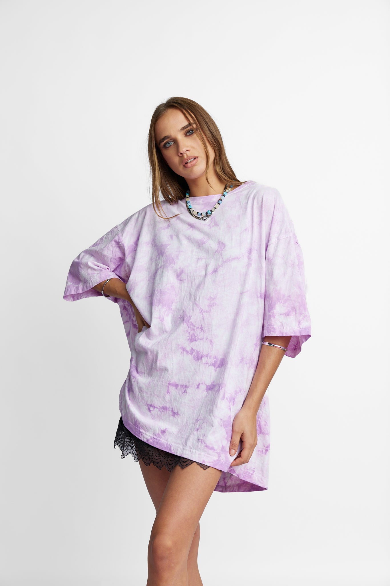 Oversized Mum Tee - Size 2XL/3XL - Only Lovers Left