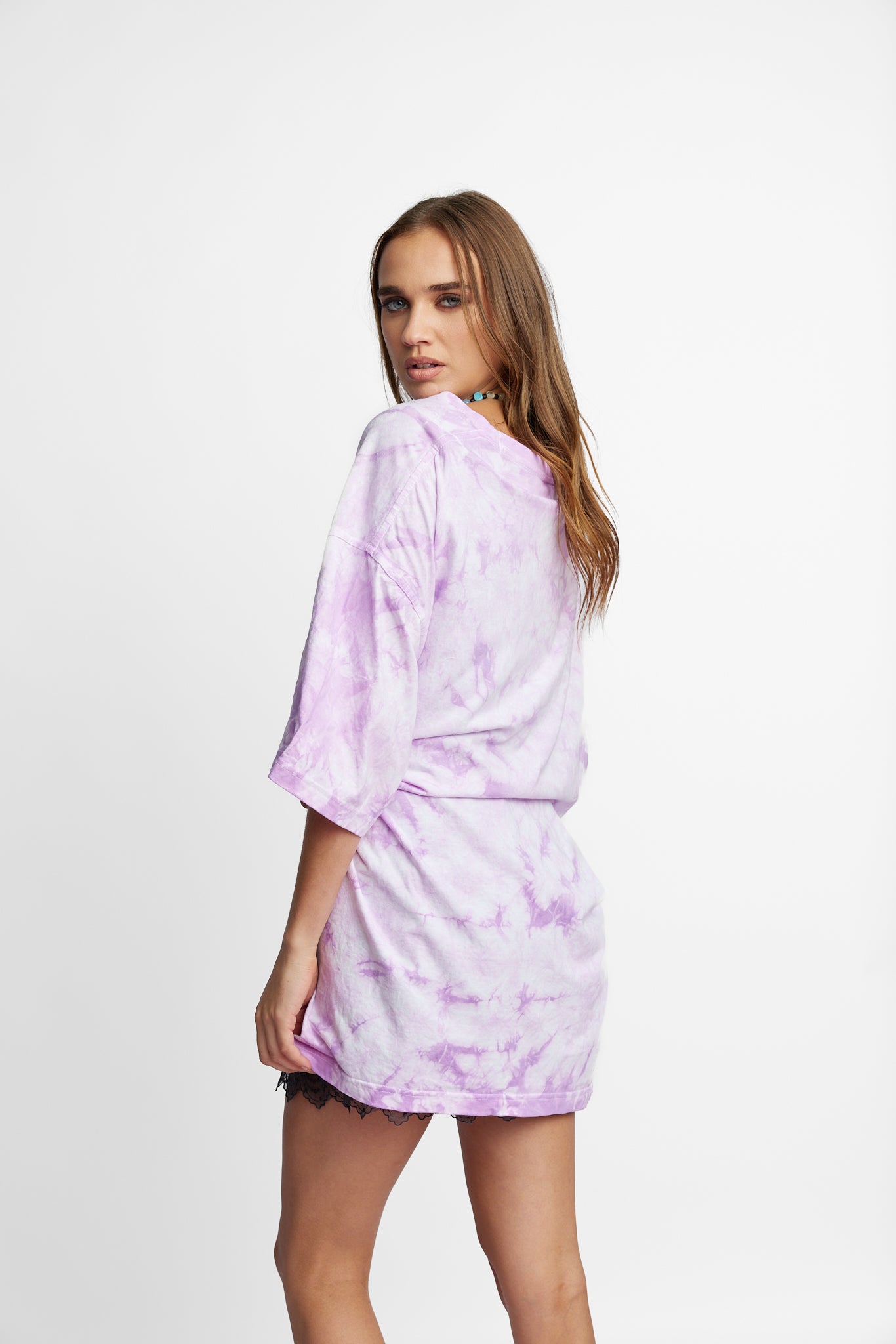 Oversized Mum Tee - Size 2XL/3XL - Only Lovers Left