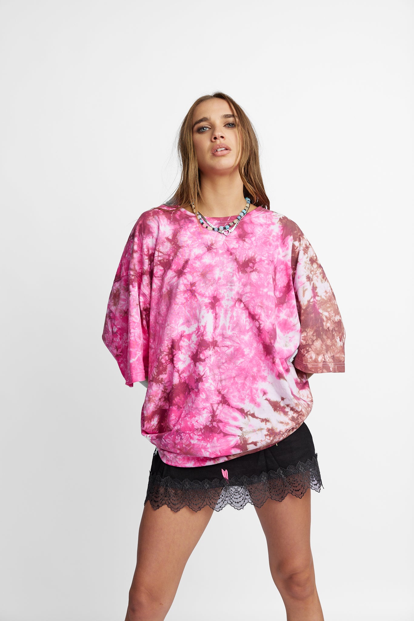 Oversized Mum Tee - Size 2XL/3XL - Only Lovers Left