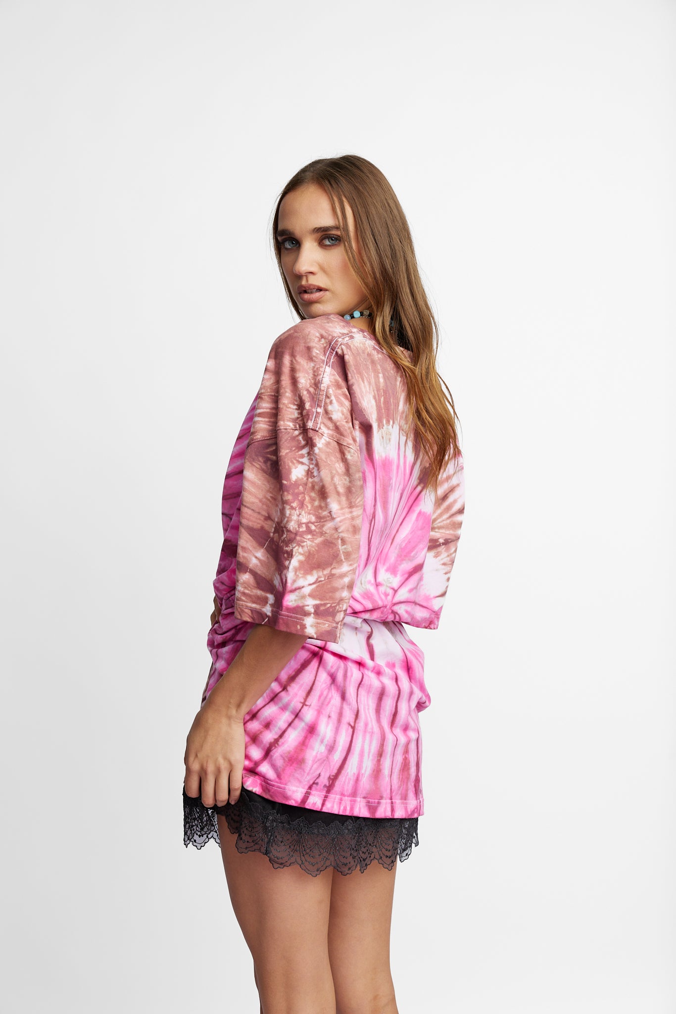 Oversized Mum Tee - Size 2XL/3XL - Only Lovers Left