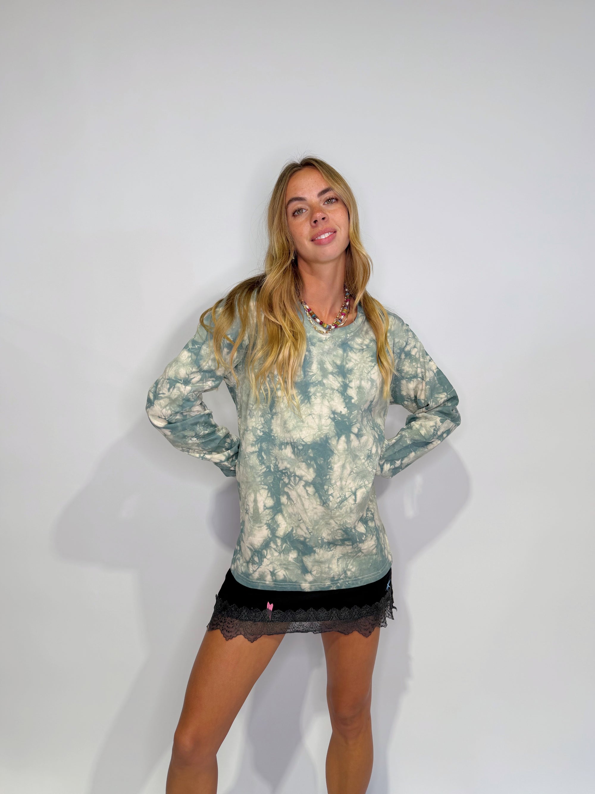 Long Sleeve Mum Tee - M/L