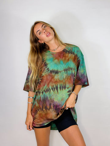 Oversized Mum Tee - Size L/XL