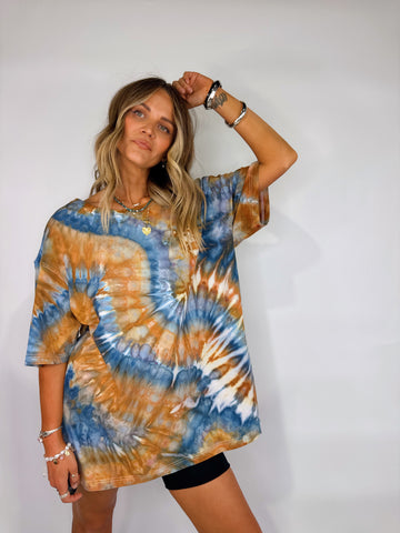 Oversized Mum Tee - Size 2XL/3XL