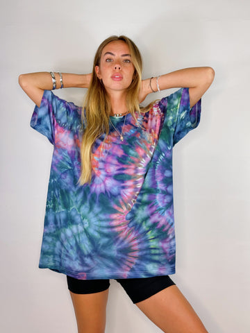 Oversized Mum Tee - Size L/XL