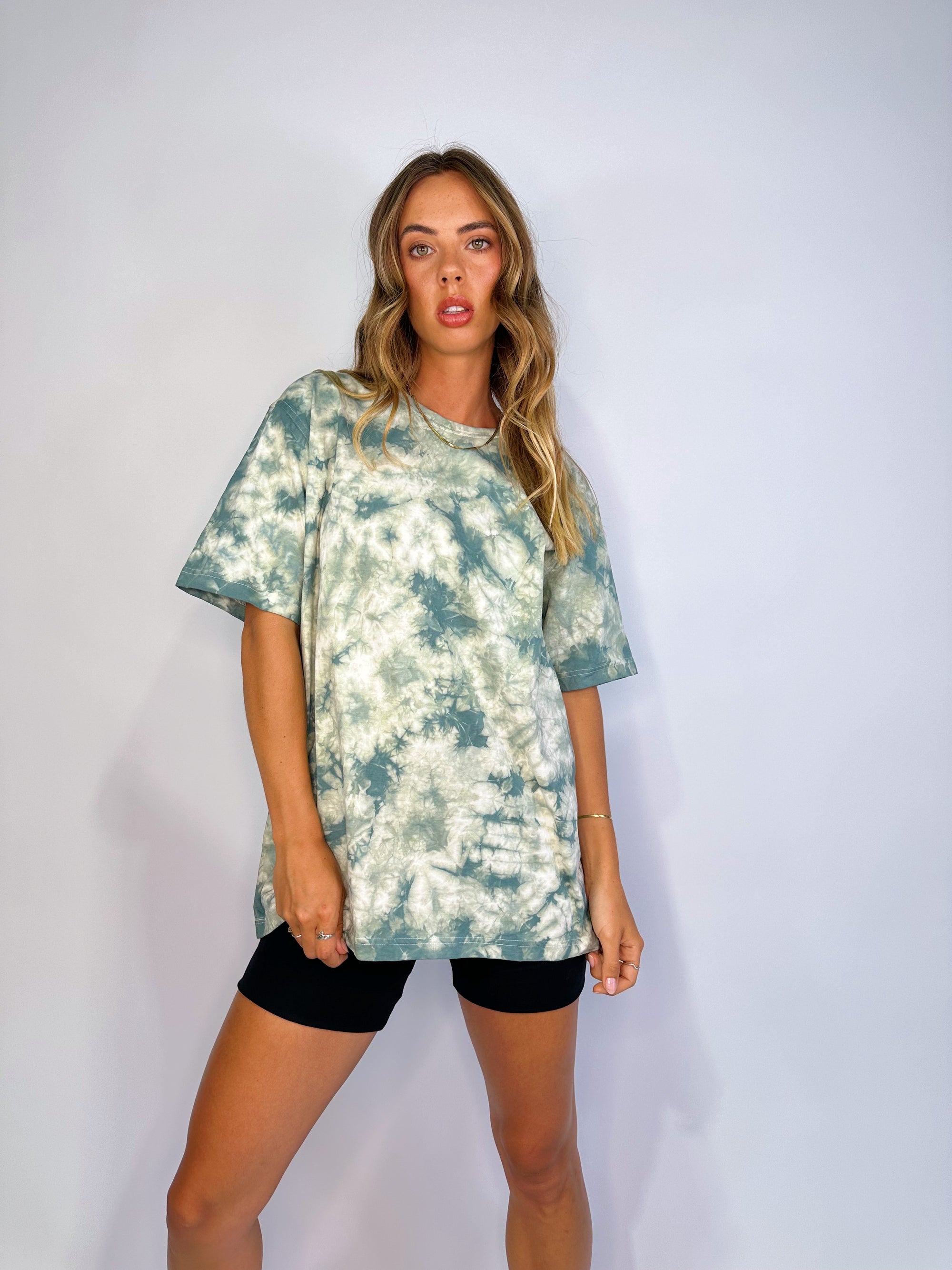 Oversized Mum Tee - Size S/M - Only Lovers Left