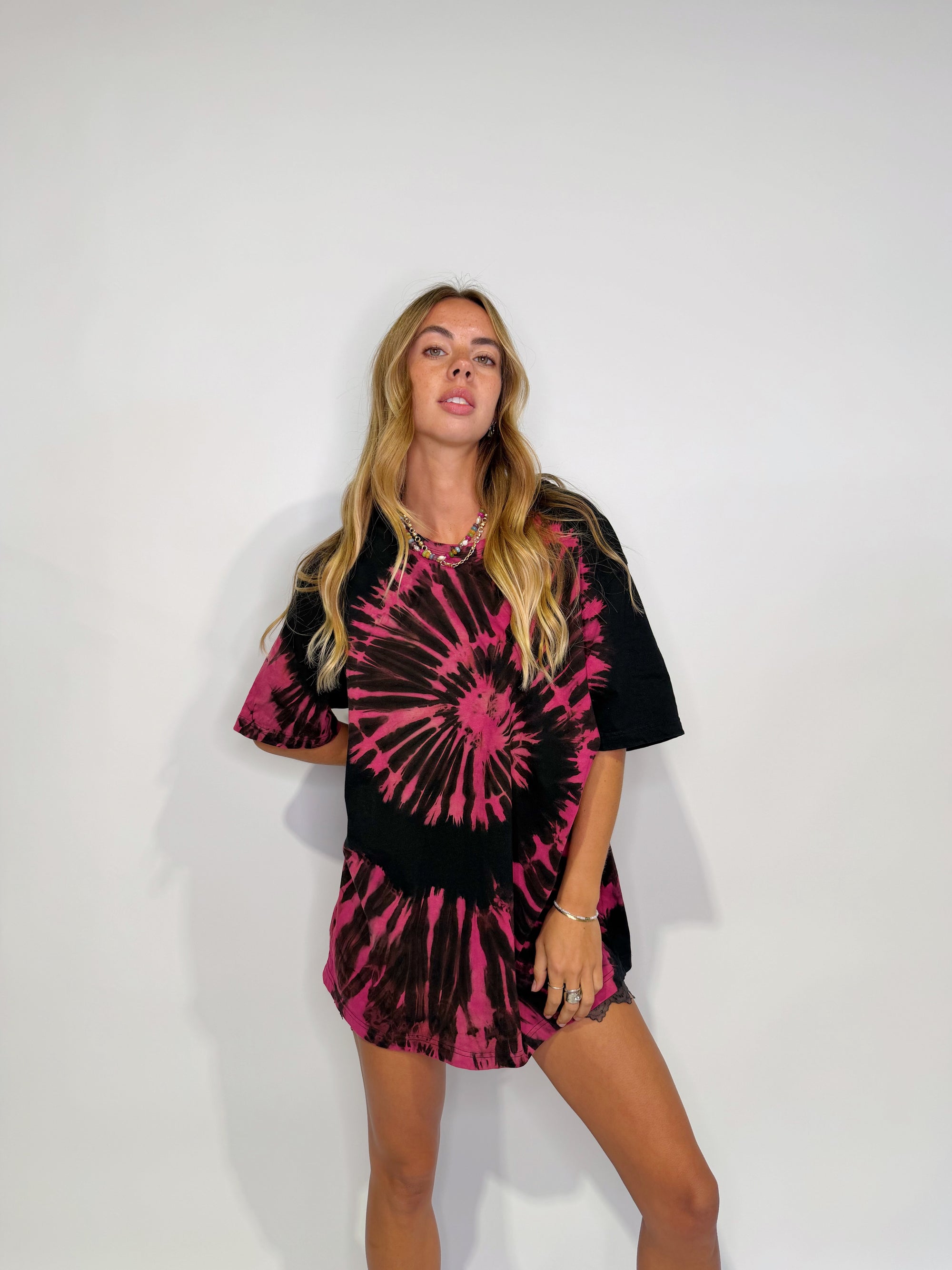 Oversized Mum Tee - Size L/XL