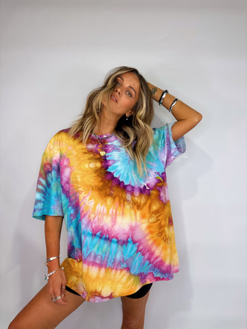 Oversized Mum Tee - Size 2XL/3XL