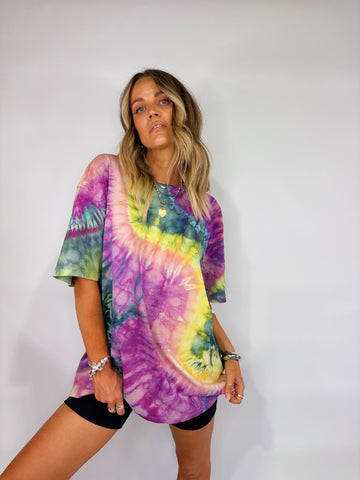 Oversized Mum Tee - Size L/XL
