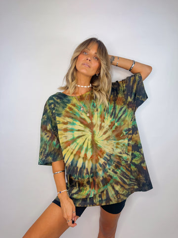 Oversized Mum Tee - Size 2XL/3XL