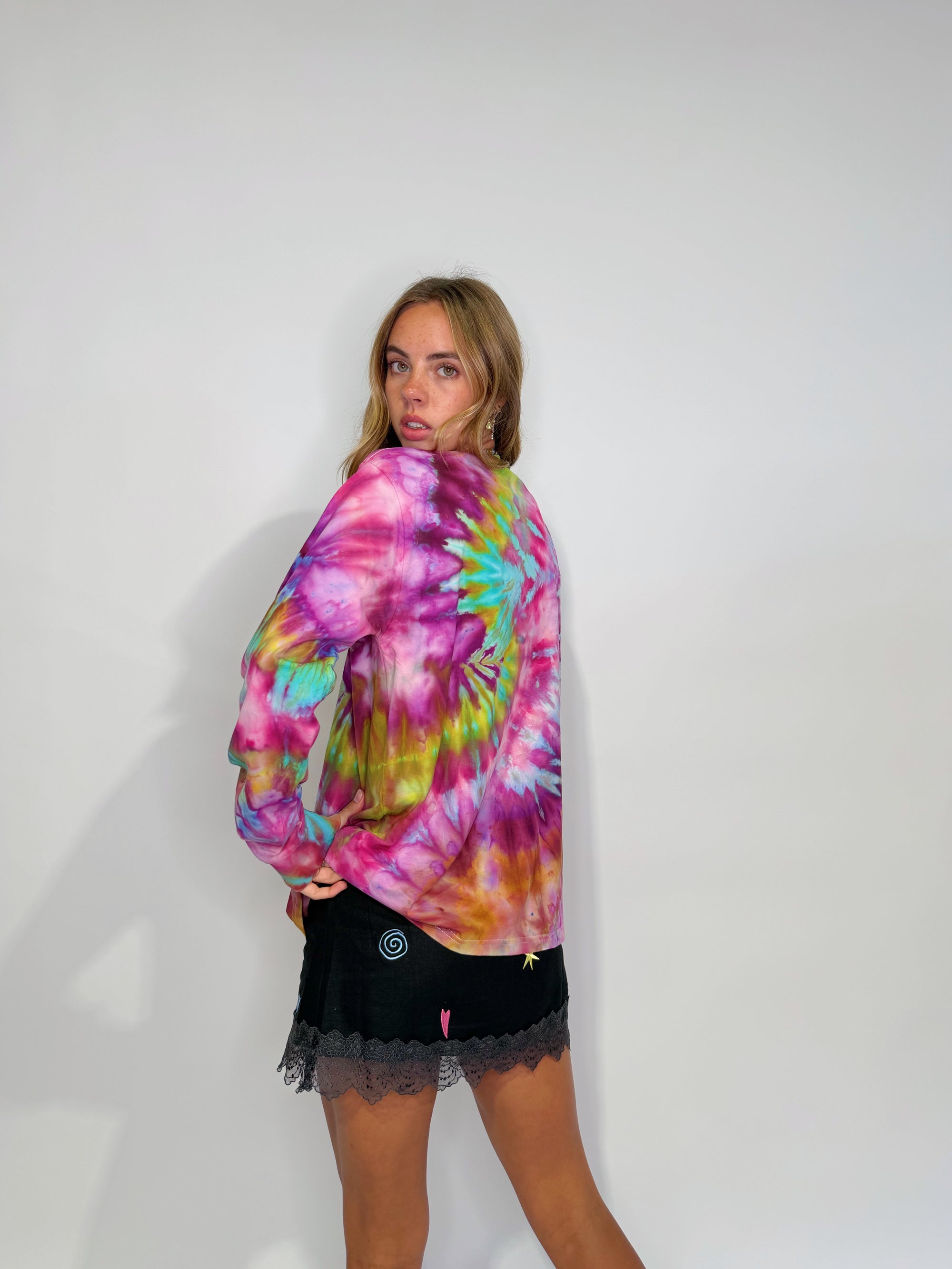 Long Sleeve Mum Tee - M/L