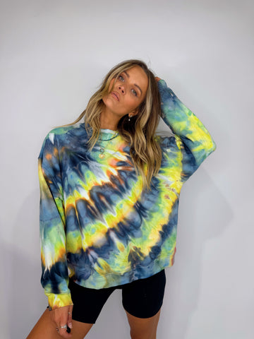 Crew Neck Jumper - Size M/L