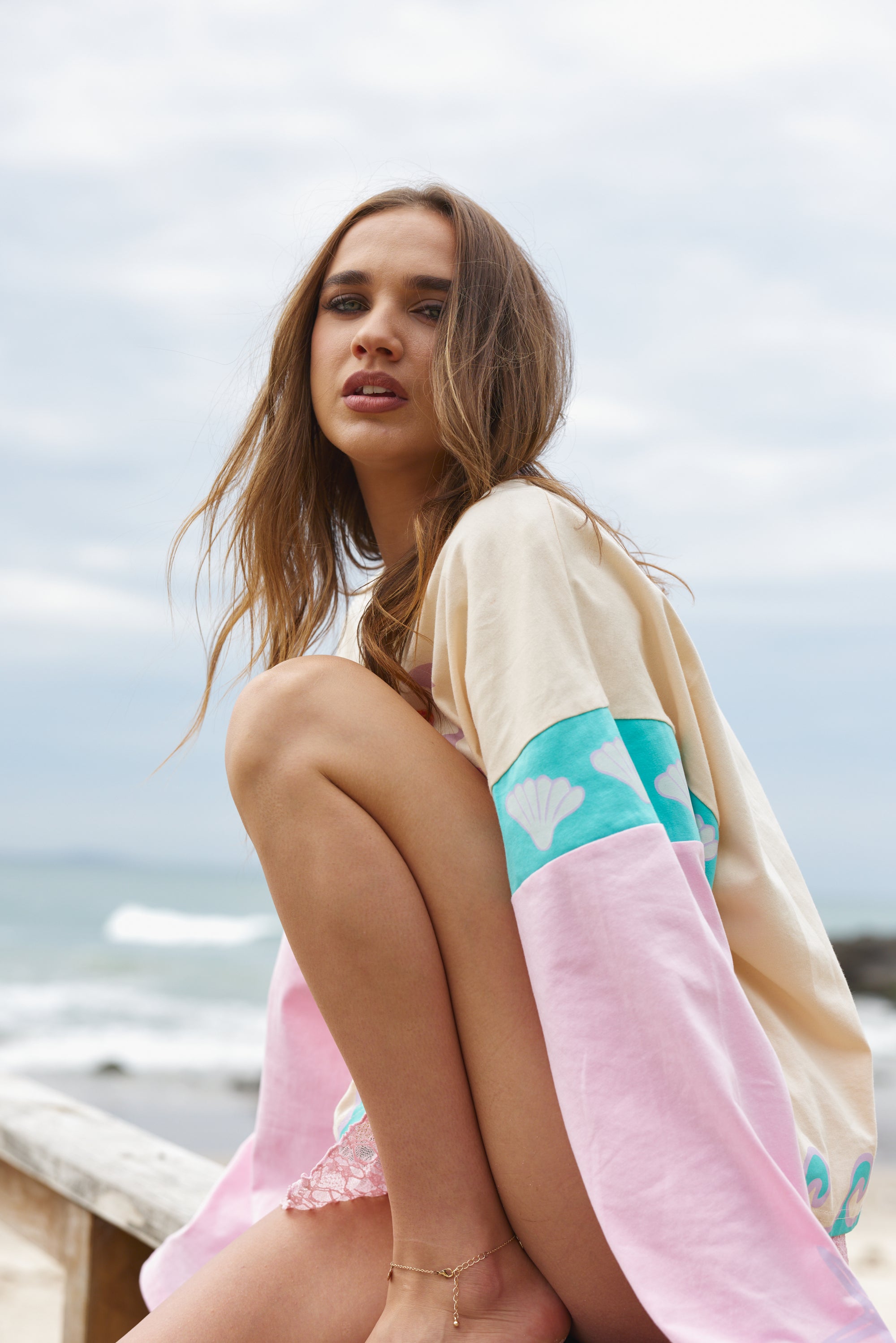 (WS) Dolphini Boxy Long Sleeve Tee - Only Lovers Left