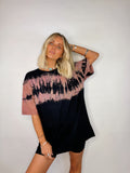 Oversized Mum Tee - Size L/XL