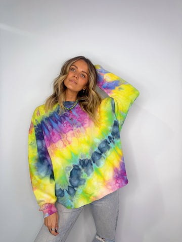 Crew Neck Jumper - Size XL/2XL