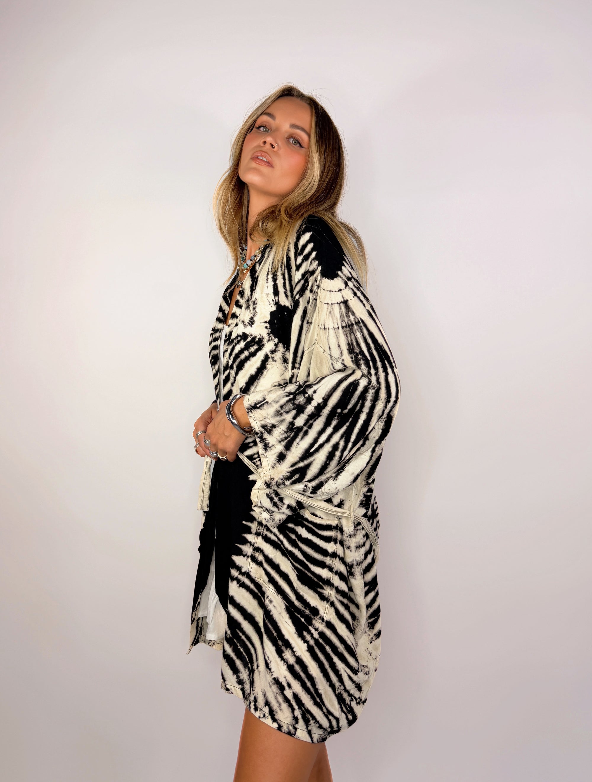 Mid Length Kimono ~ Stone Yin Yang - Only Lovers Left