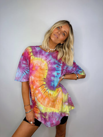 Oversized Mum Tee - Size L/XL